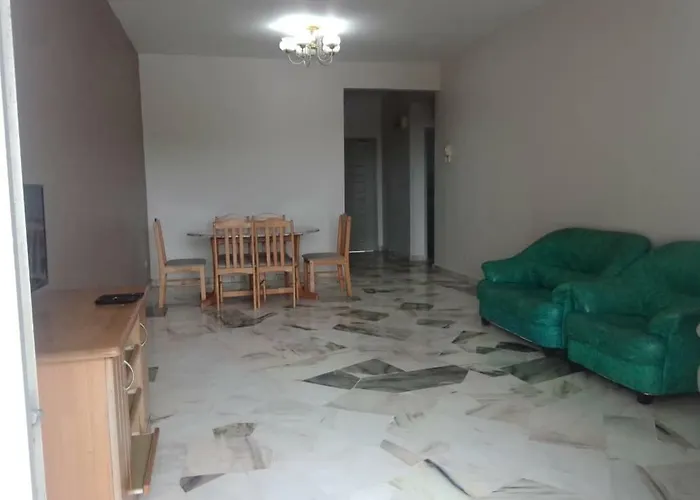 Bayview Villa Condominium Apartment B